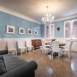 Hs4u Montebello Apartment